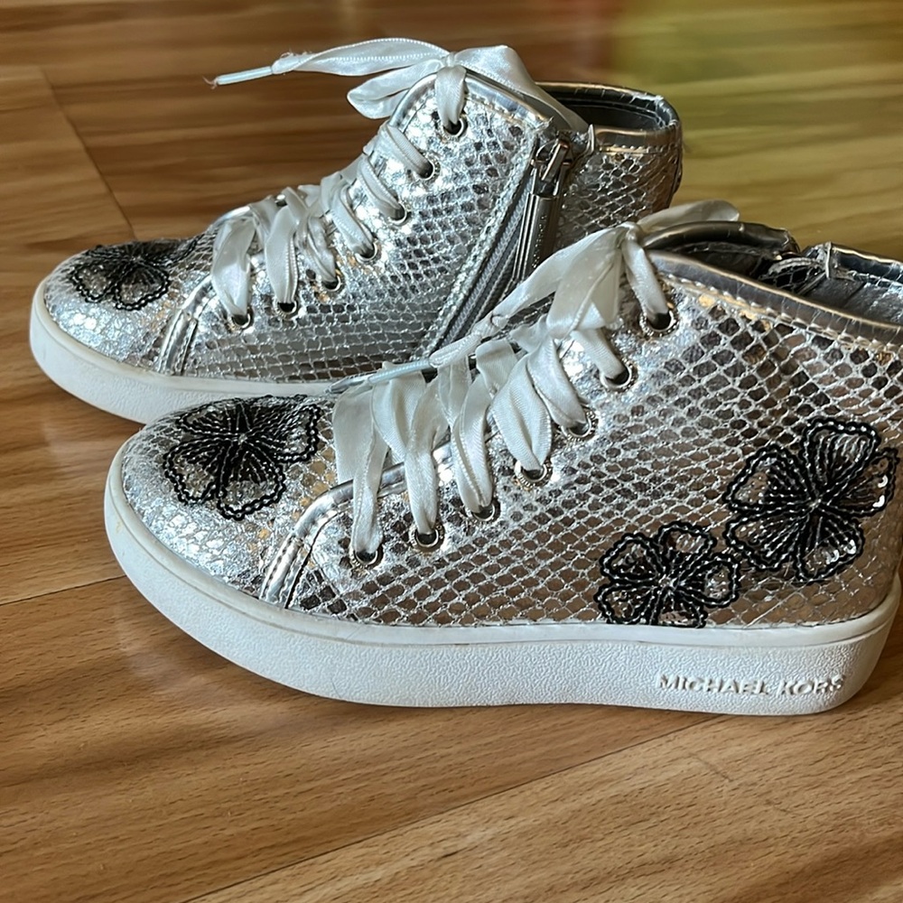 Michael Kors high top silver glitter and sequin shoes Kids 11 EUC